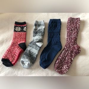 NEW four (4) sets American Eagle crew socks